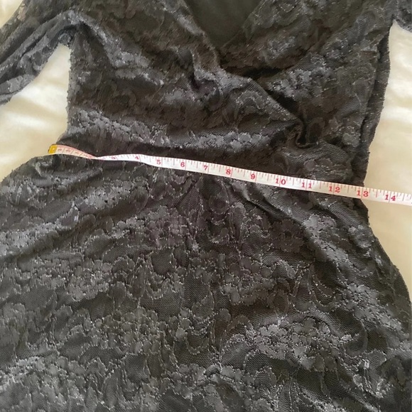 Lace romper - Picture 8 of 8